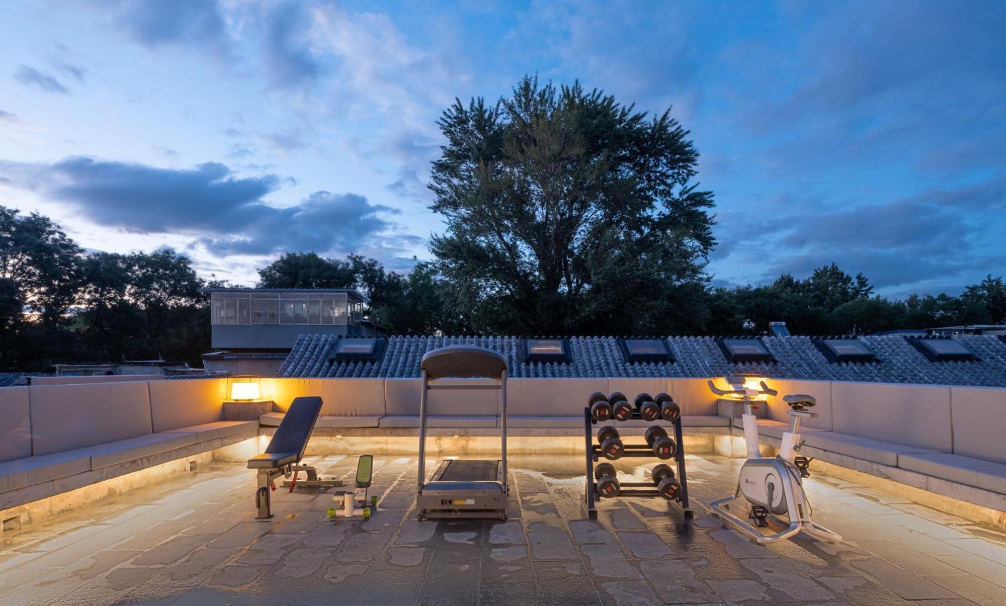 Happy Dragon Courtyard- Newly Renovated With French Windows, Near Tian'Anmen Forbidden City,Lama Temple And Heaven Temple, 3Minutes Walk From Subway,Fluent English Speaking With Tourist Sights Tickets Service ,Free Coffee &Laundry Service Beijing Eksteriør bilde